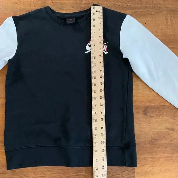 Jordan Nike‎ Air Crewneck Youth Pullover Sweatshirt Size Large - Picture 5 of 8